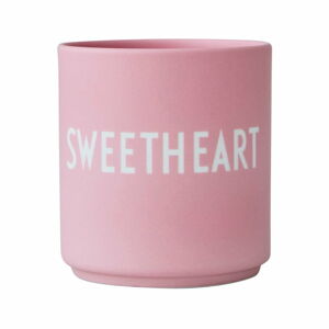 Růžový porcelánový šálek Design Letters Sweetheart, 300 ml