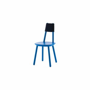 Modrá židle z masivu EMKO Naïve